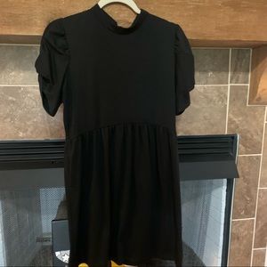 Black Short Sleeve Mock Neck Mini Dress